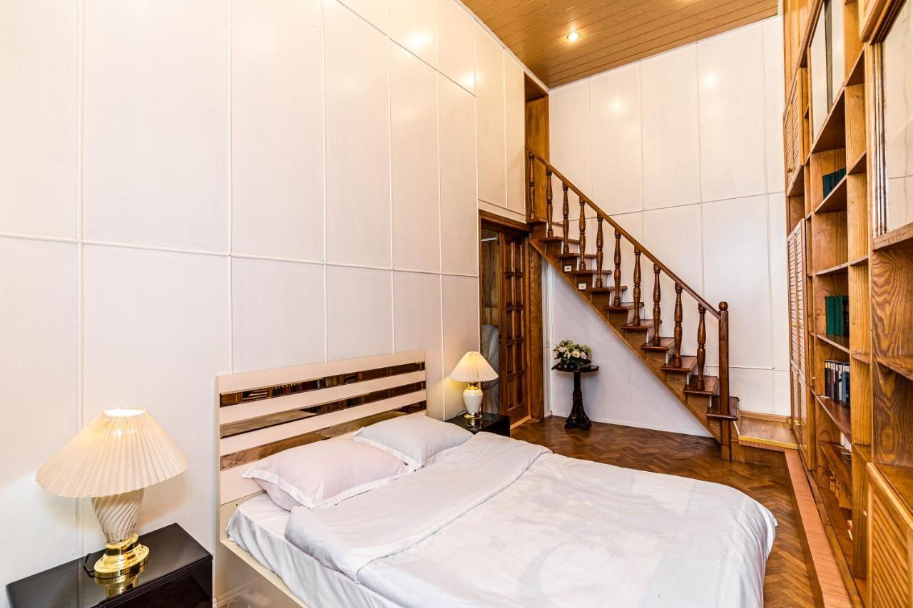 Rustaveli Central Aparthotel Тбилиси Экстерьер фото