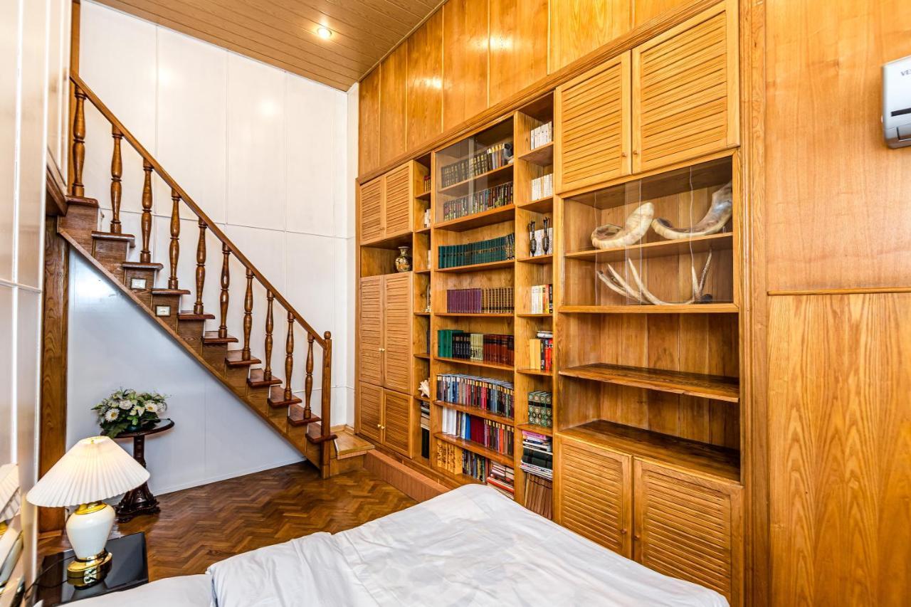 Rustaveli Central Aparthotel Тбилиси Экстерьер фото
