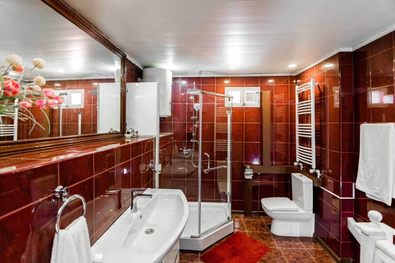 Rustaveli Central Aparthotel Тбилиси Экстерьер фото